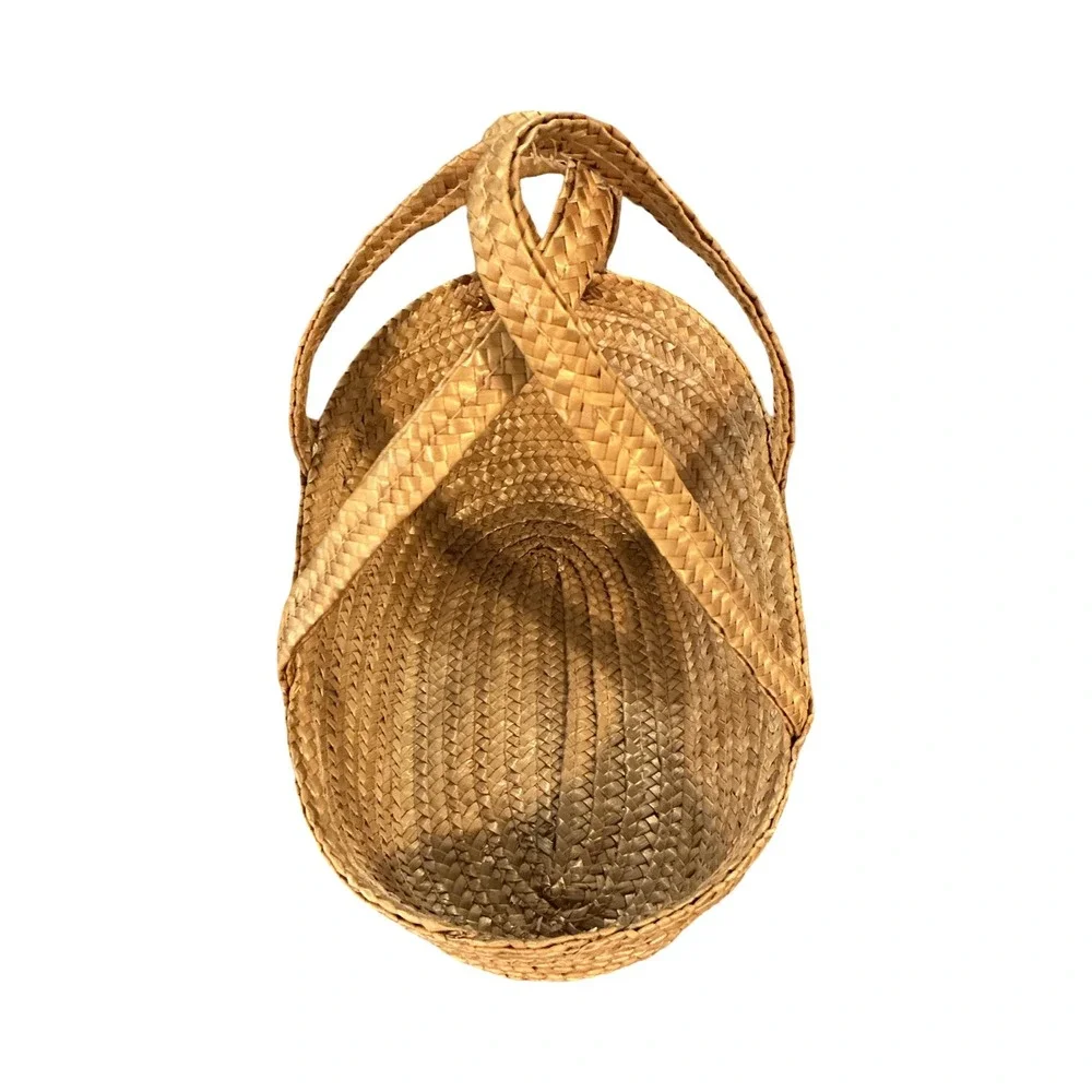 Unbranded vintage hand